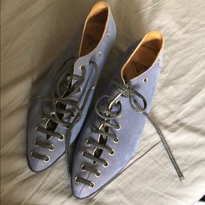 Fluevog suede flat shoes
